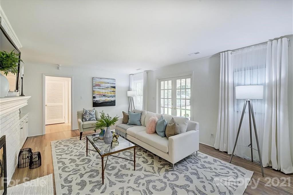 3623 Round Oak Road Charlotte, NC 28210 - Photo 10 of 34 Gallery Image 10
