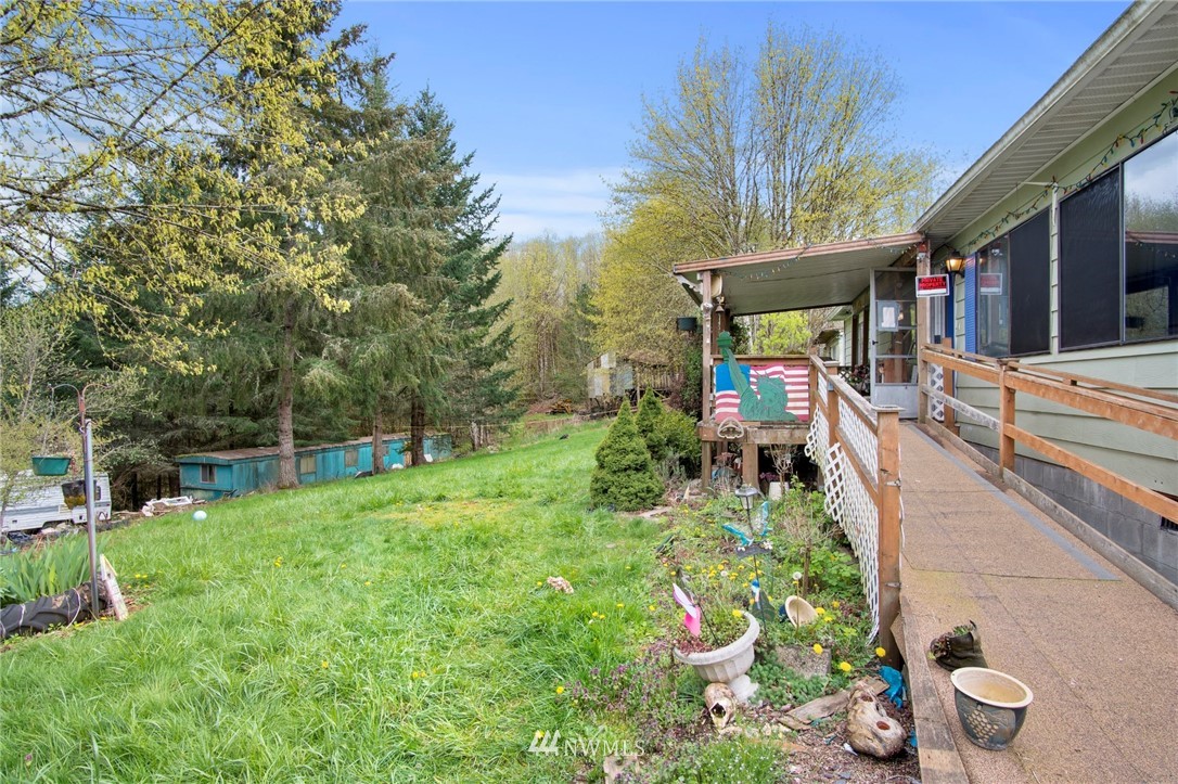 185 Awmiller Road Winlock, WA 98596 - Photo 2 of 15