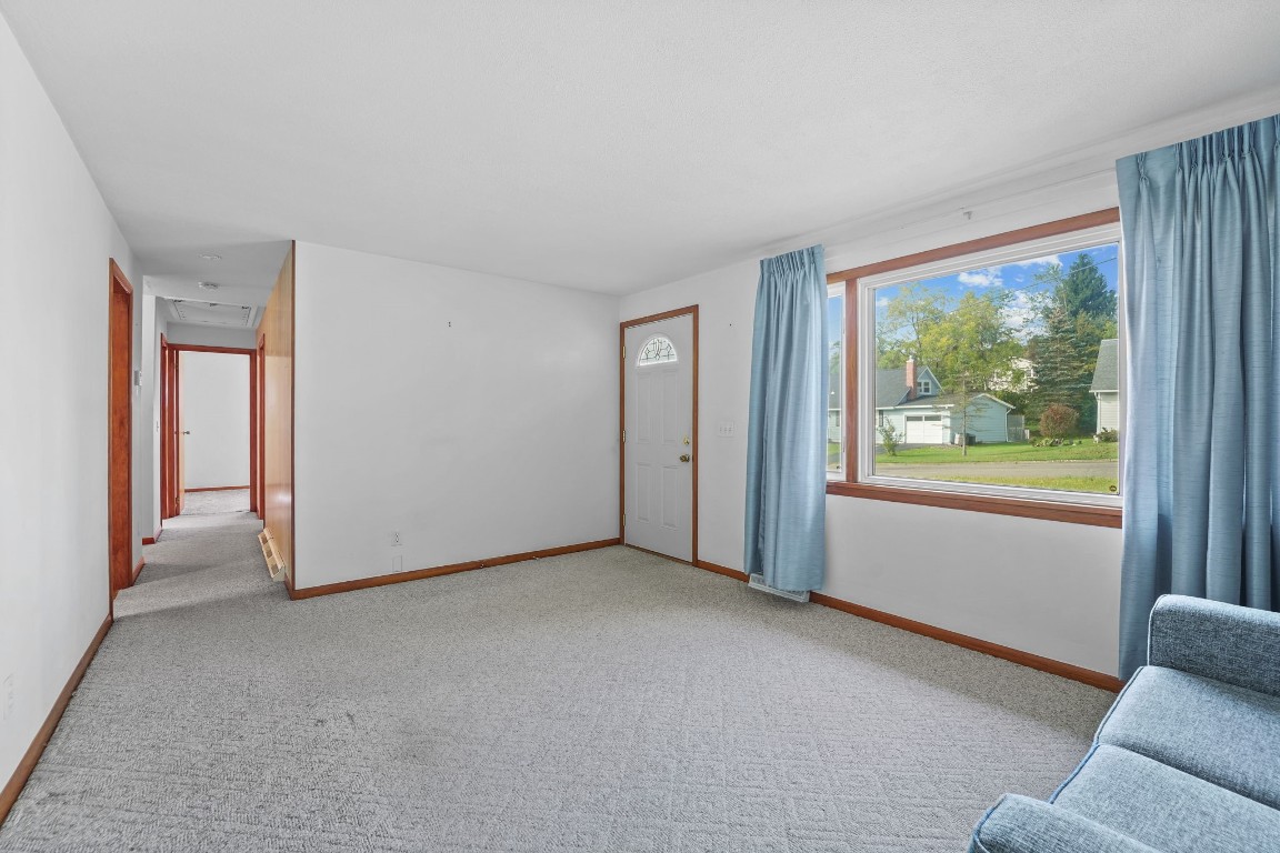 1124 Frost Road Endicott, NY 13760 - Photo 15 of 34 Gallery Image 15
