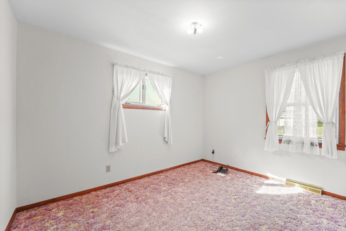1124 Frost Road Endicott, NY 13760 - Photo 25 of 34 Gallery Image 25
