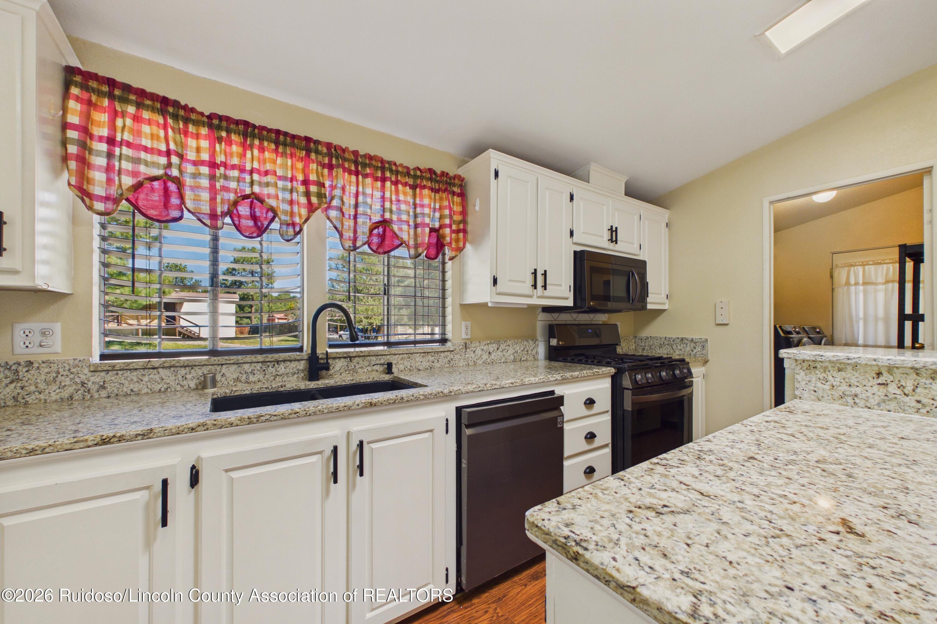 207 Del Norte Drive Ruidoso, NM 88345 - Photo 48 of 67 Gallery Image 48