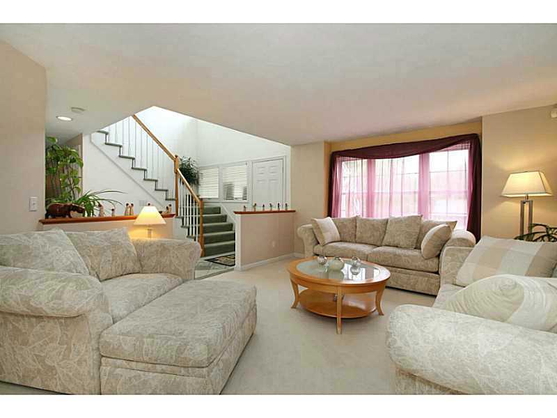 14 Waterman Farm Road Cumberland, RI 02864 - Photo 7 of 23 Living Room.