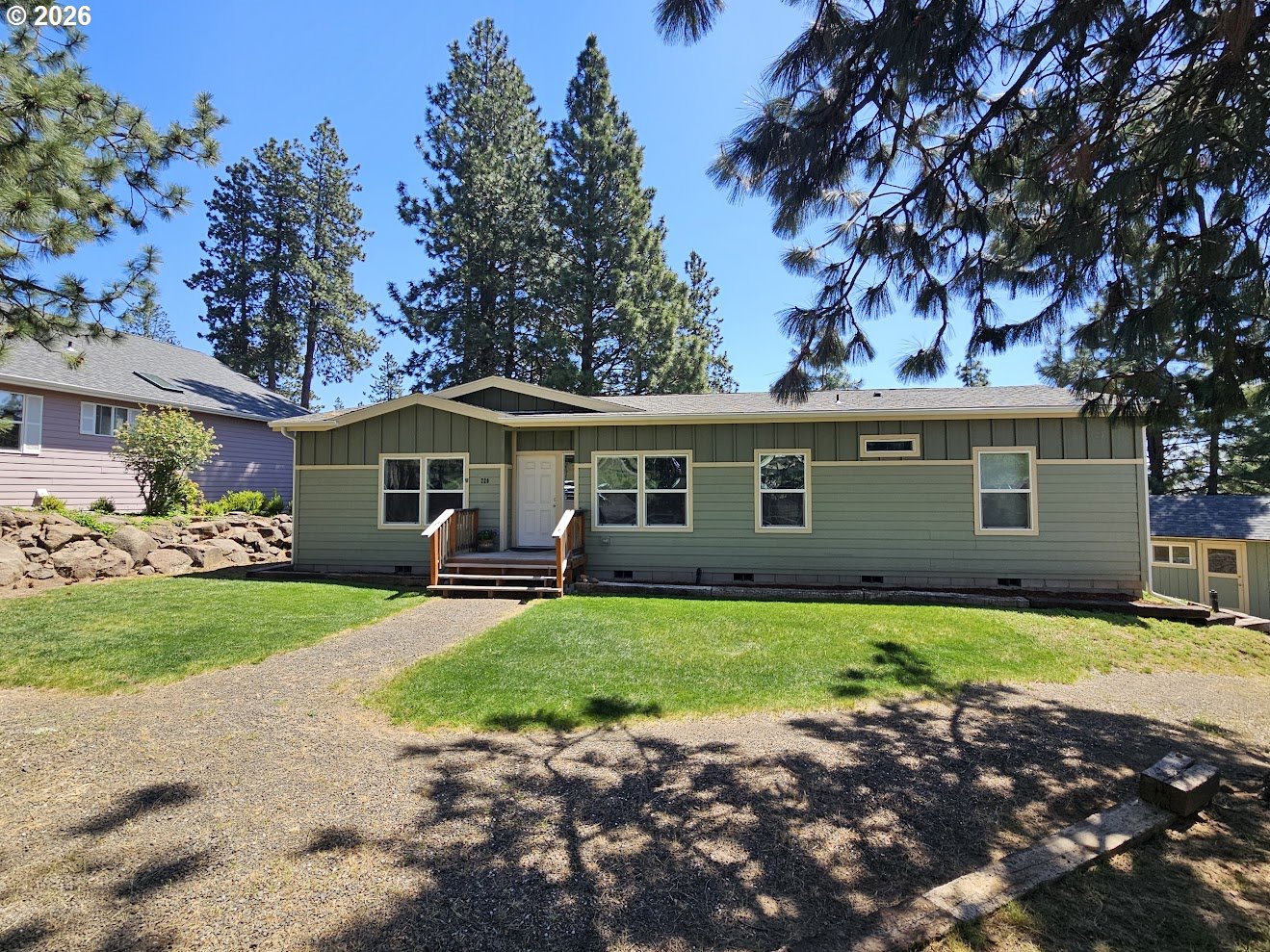 720 Whitney Court Goldendale, WA 98620 - Photo 2 of 39
