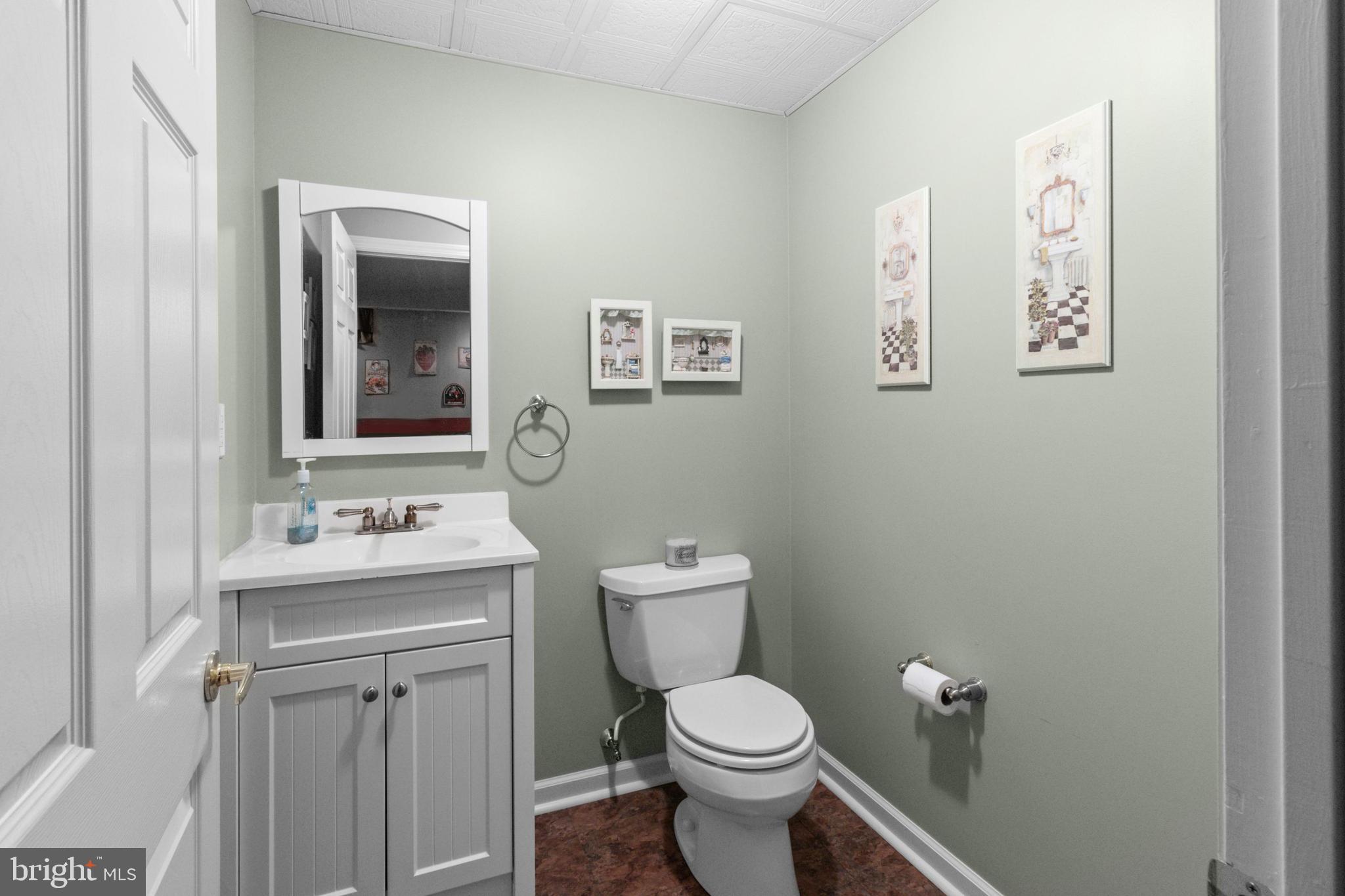 49 Valentine Road Warminster, PA 18974 - Photo 43 of 44 Lower Level Powder Room