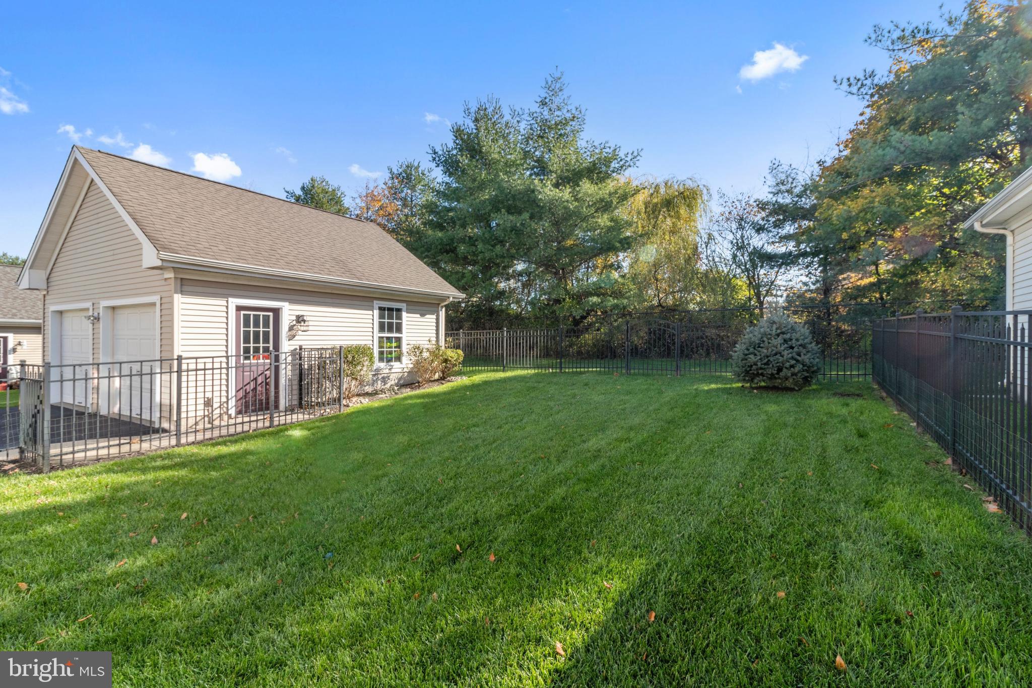 49 Valentine Road Warminster, PA 18974 - Photo 9 of 44 Back Yard & Two Car Garage