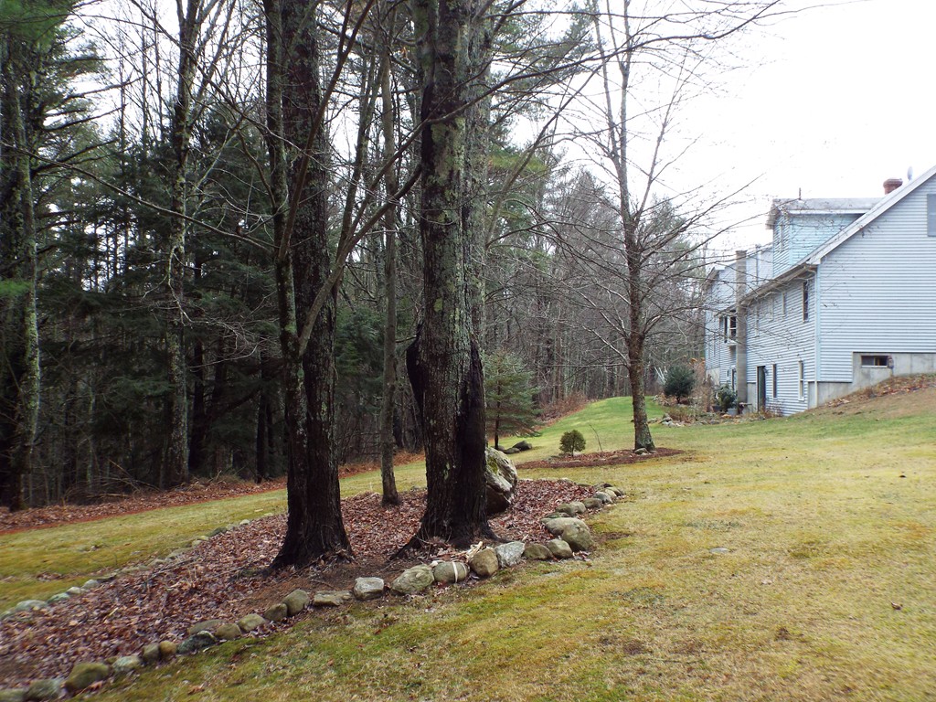 376 Hubbardston Road Barre, MA 01005 - Photo 3 of 21