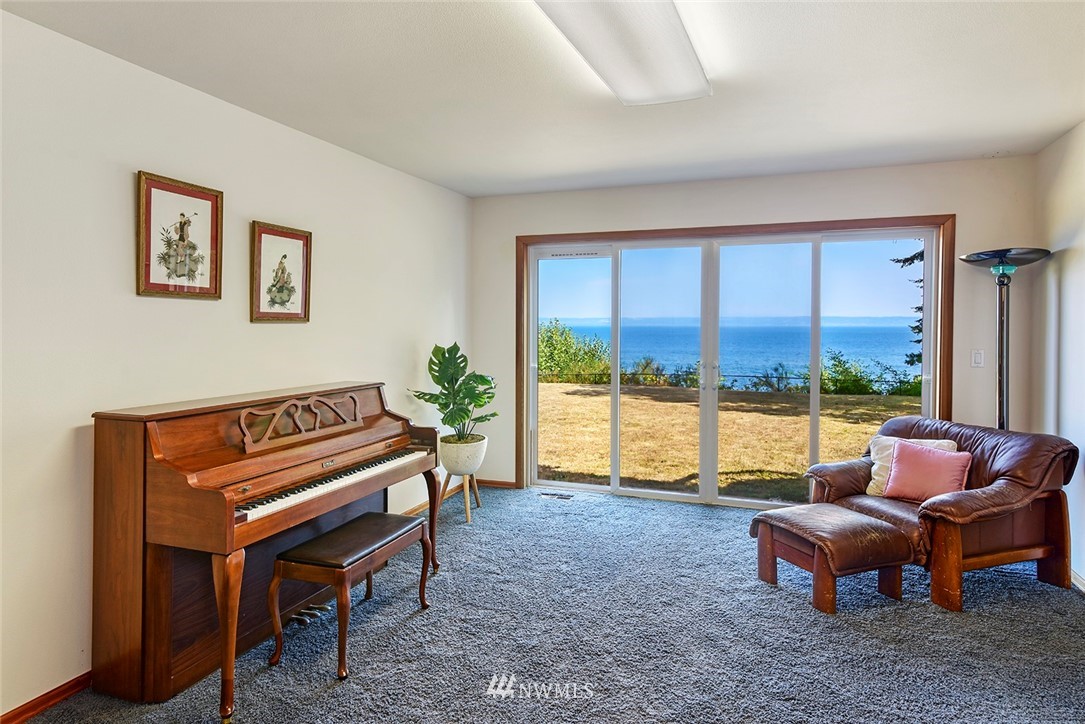33266 Eglon Road Northeast Kingston, WA 98346 - Photo 11 of 25 Gallery Image 11