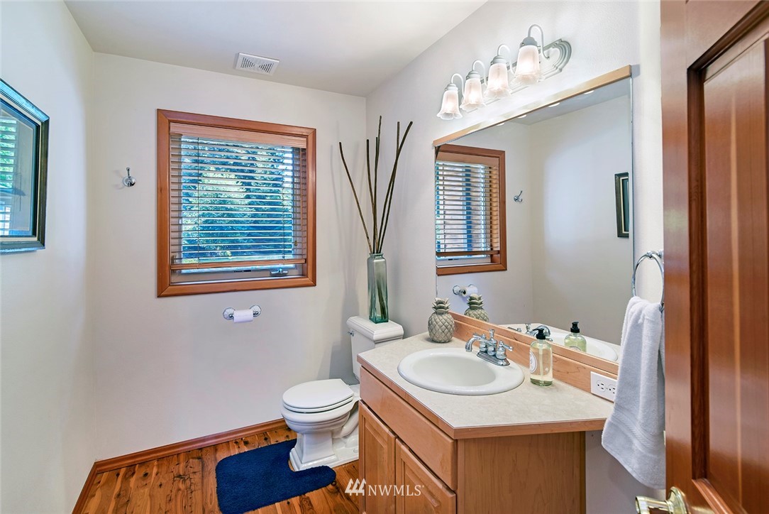 33266 Eglon Road Northeast Kingston, WA 98346 - Photo 12 of 25 Gallery Image 12