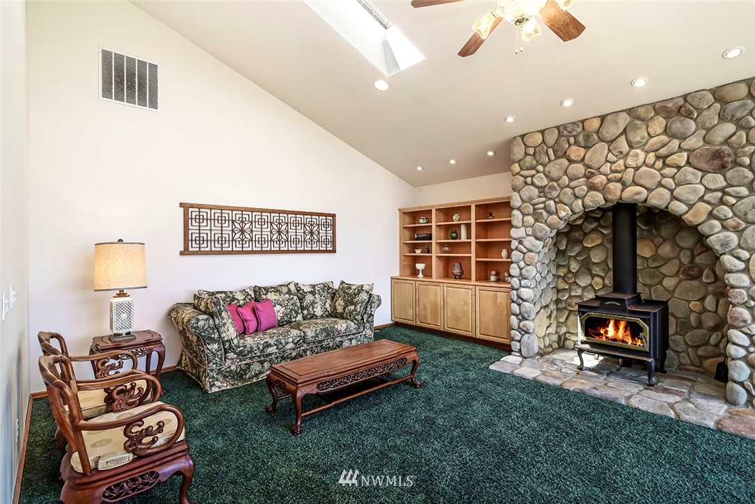 33266 Eglon Road Northeast Kingston, WA 98346 - Photo 7 of 25 Gallery Image 7