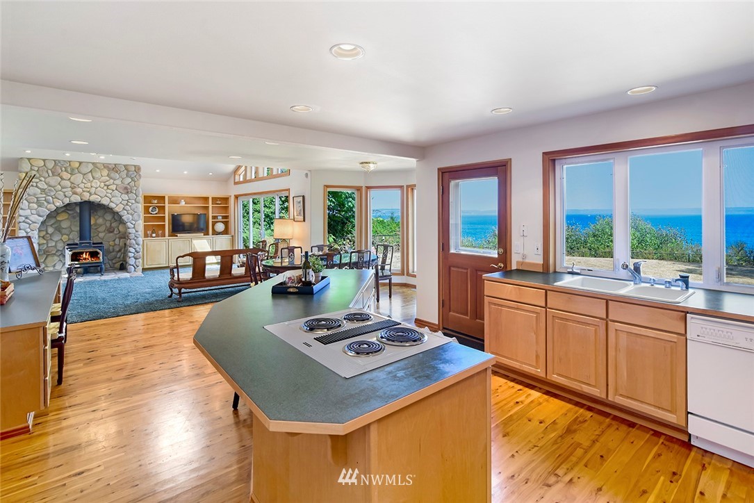 33266 Eglon Road Northeast Kingston, WA 98346 - Photo 10 of 25 Gallery Image 10