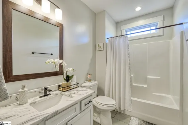 $469,900 | 18630 Asheville Highway, Campobello, SC 29322