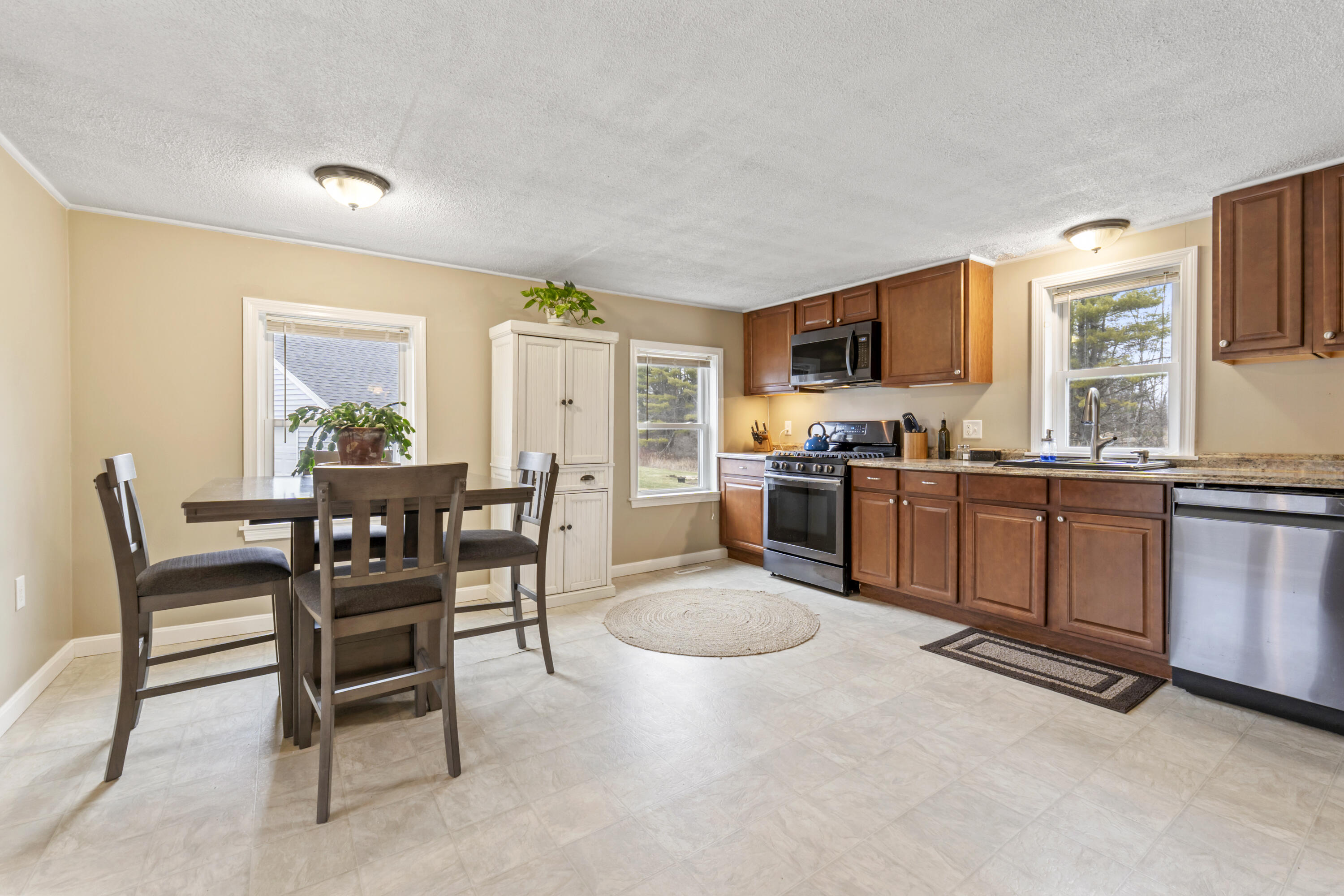 168 Auburn Pownal Road Durham, ME 04222 - Photo 8 of 41 168 Auburn Pownal Rd_117