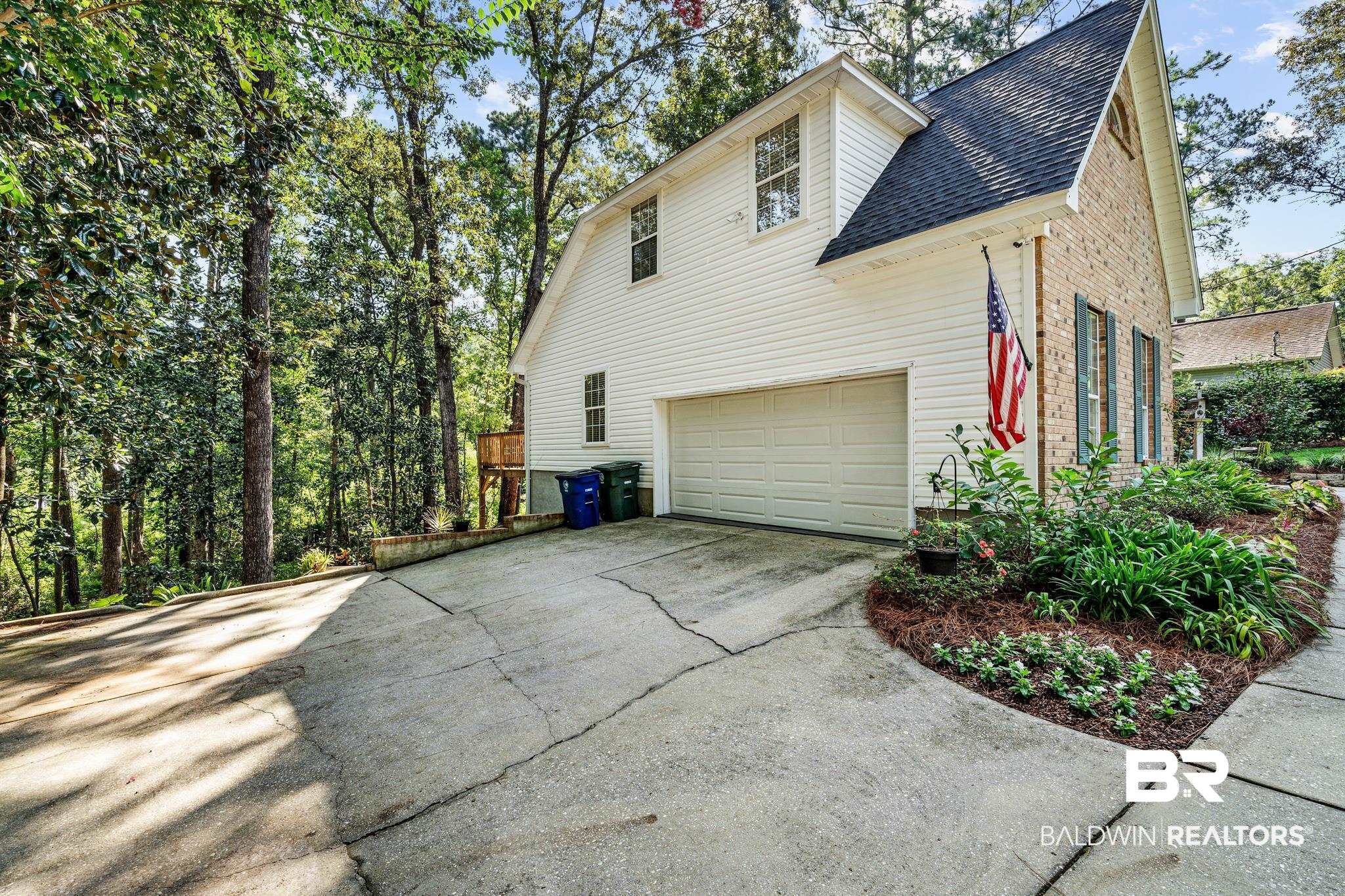604 Ridgewood Drive Daphne, AL 36526 - Photo 31 of 34