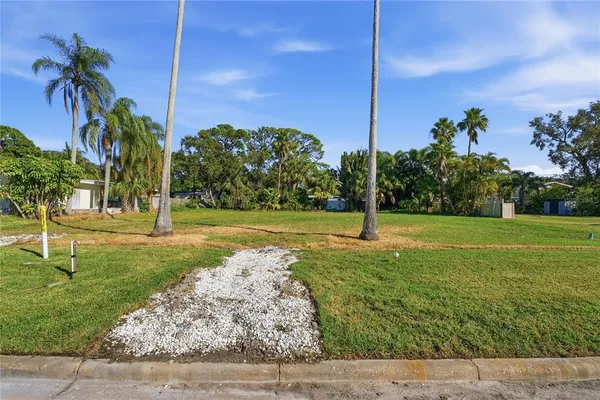 $587,000 | 1645 Santa Barbara Drive, Dunedin, FL 34698