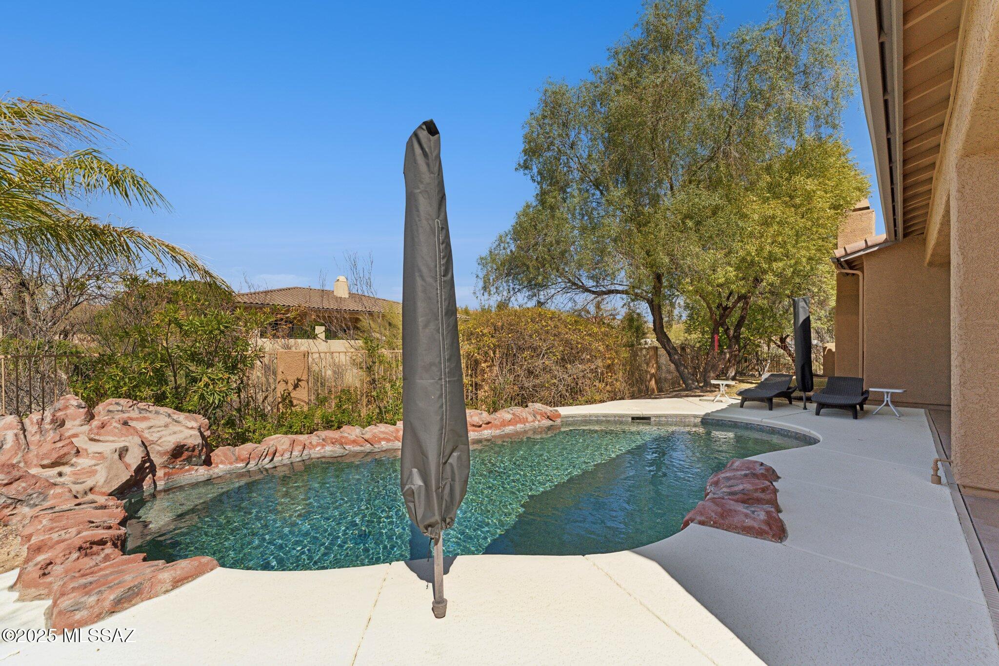 12679 North Piping Rock Road Tucson, AZ 85755 - Photo 31 of 39