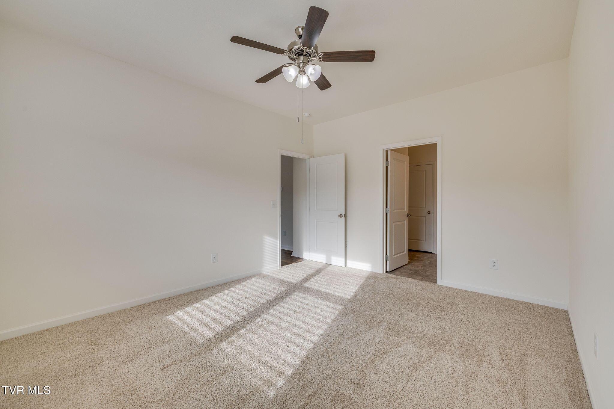 1109 Ridge Parke Kingsport, TN 37663 - Photo 12 of 24 012