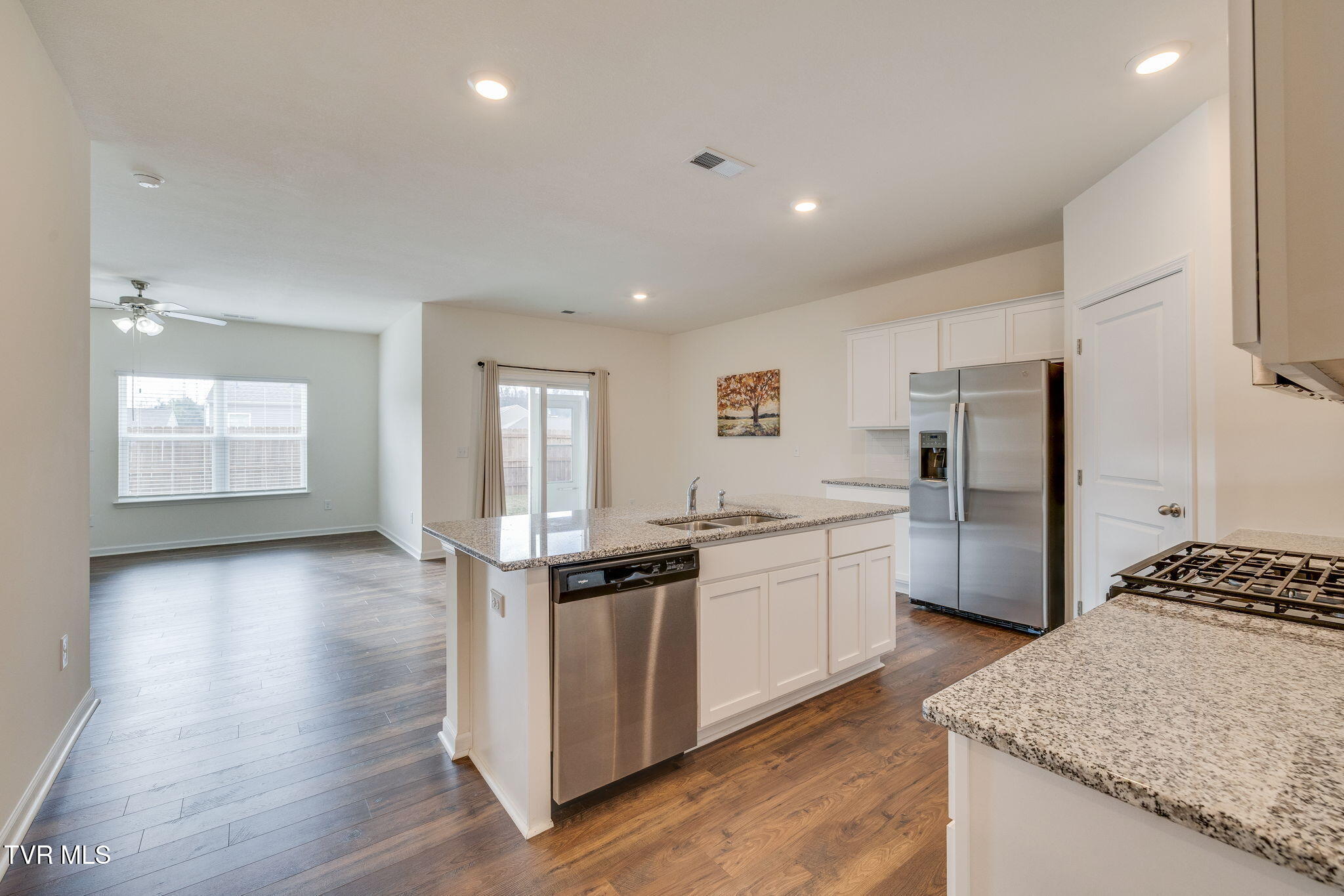 1109 Ridge Parke Kingsport, TN 37663 - Photo 5 of 24 005