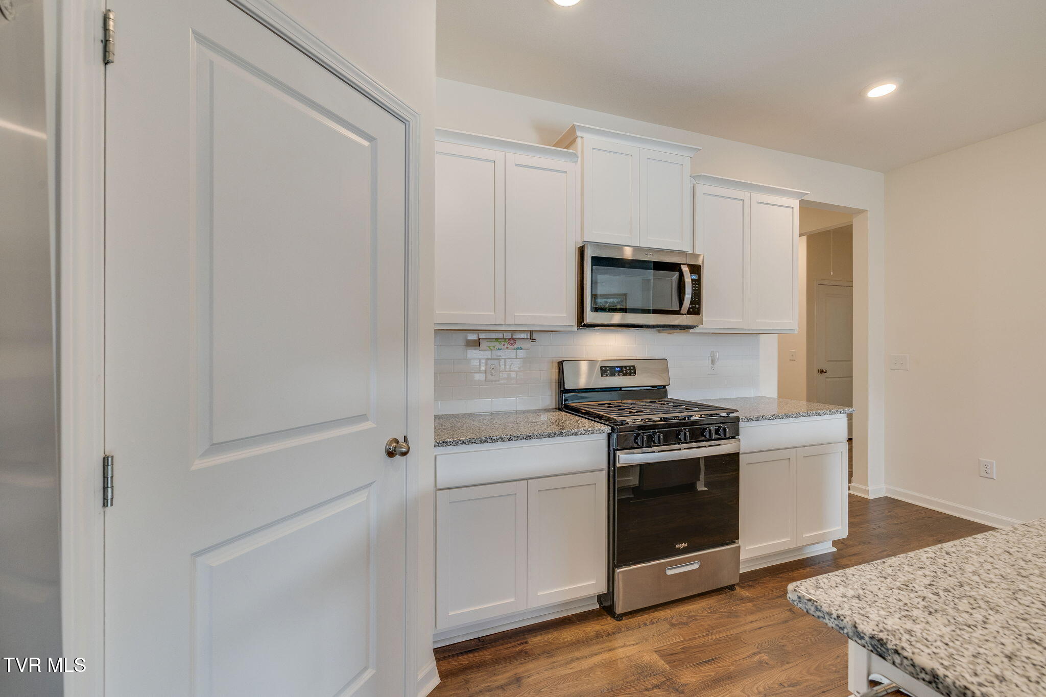 1109 Ridge Parke Kingsport, TN 37663 - Photo 7 of 24 007