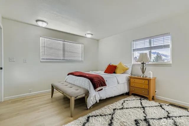 $1,650,000 | 17926 73rd Avenue West, Edmonds, WA 98026