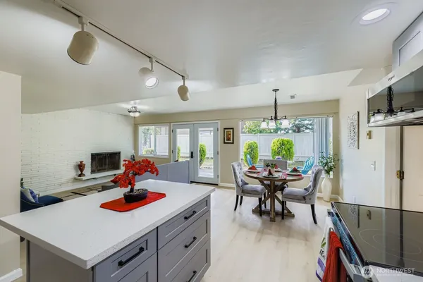 $1,650,000 | 17926 73rd Avenue West, Edmonds, WA 98026