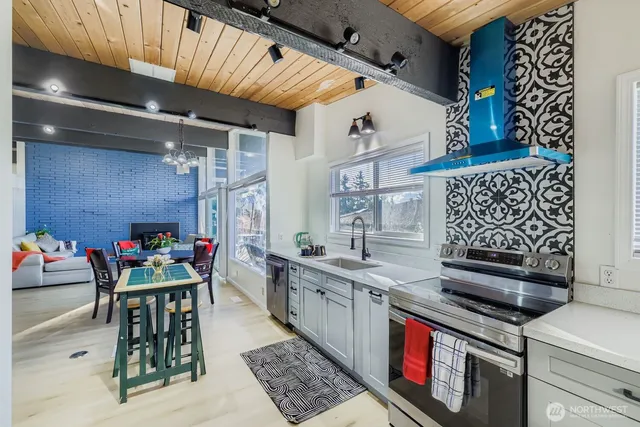 $1,650,000 | 17926 73rd Avenue West, Edmonds, WA 98026