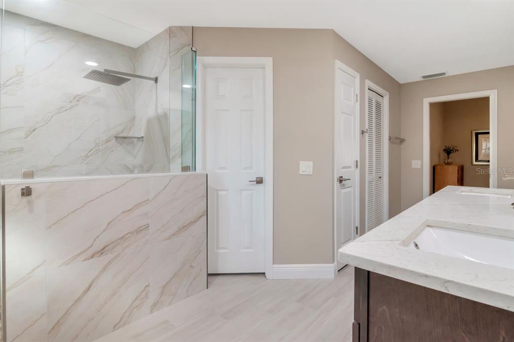 3910 Turkey Oak Drive Valrico, FL 33596 - Photo 28 of 63