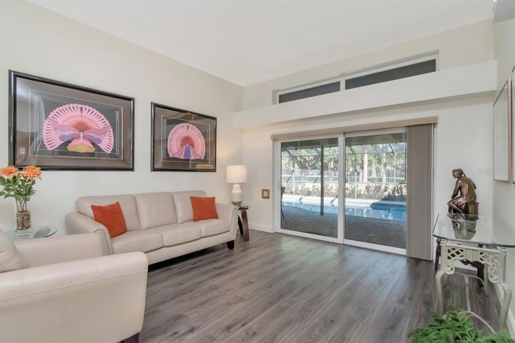 3910 Turkey Oak Drive Valrico, FL 33596 - Photo 6 of 63