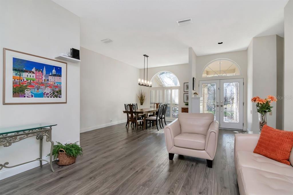 3910 Turkey Oak Drive Valrico, FL 33596 - Photo 7 of 63