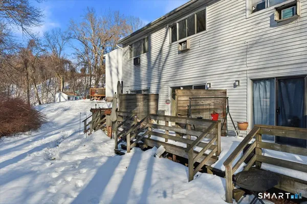 $160,000 | 107 Woodland Drive, Unit B, Montville, CT 06382