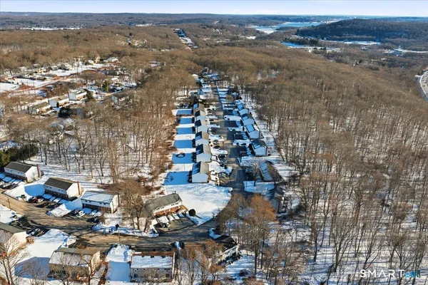 $160,000 | 107 Woodland Drive, Unit B, Montville, CT 06382