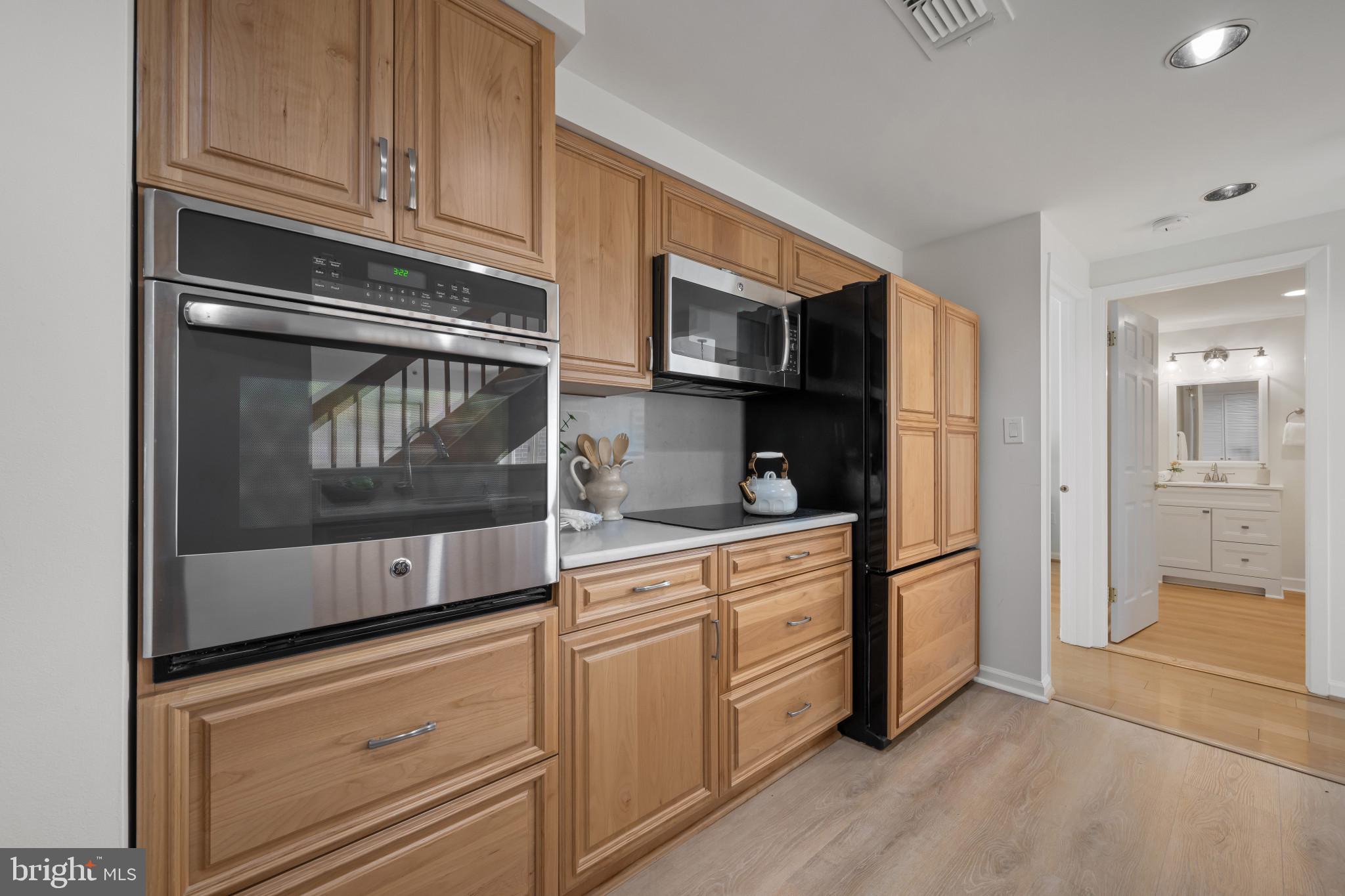 930 Astern Way, Unit 609 Annapolis, MD 21401 - Photo 16 of 47 Kitchen