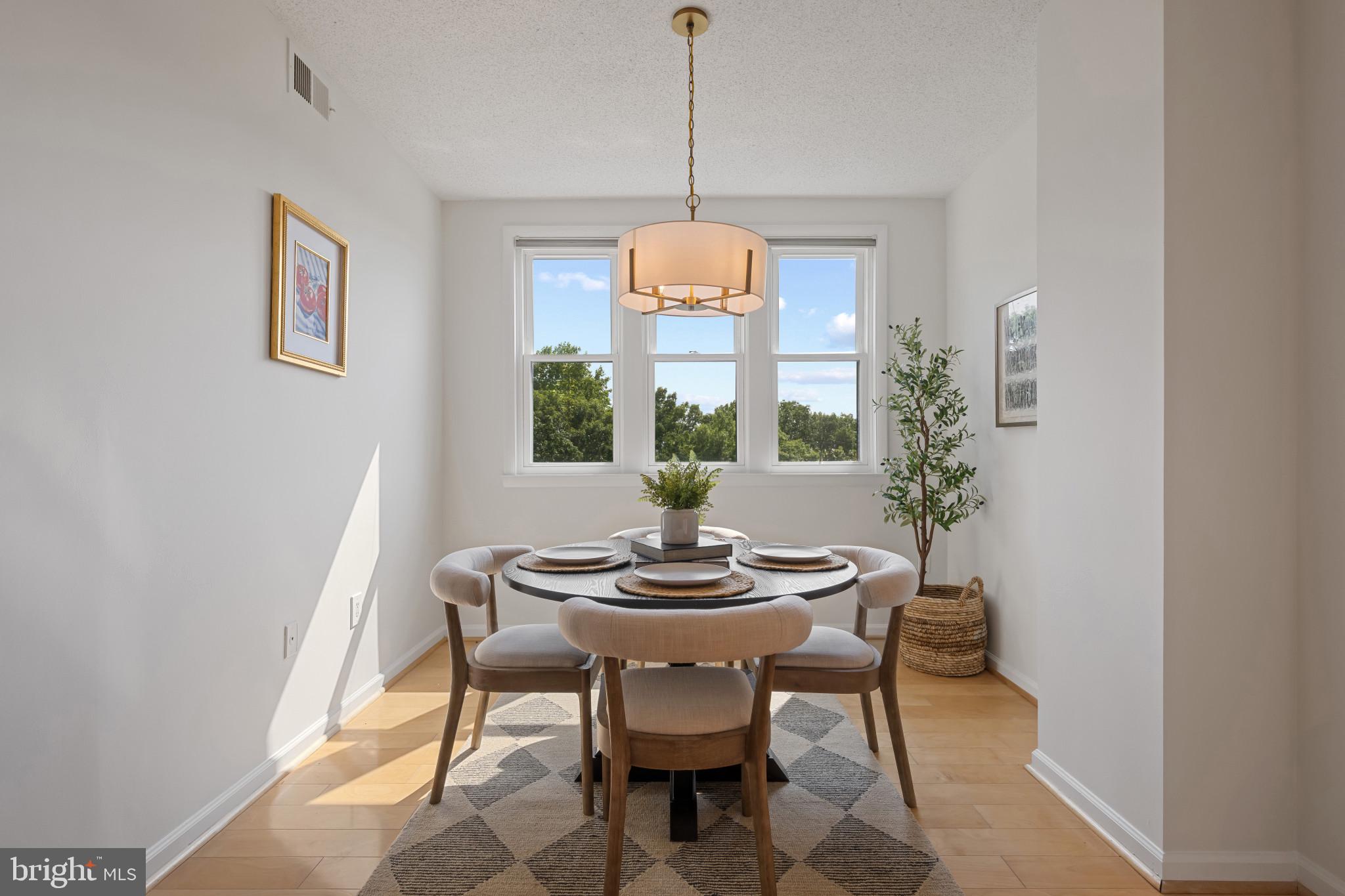 930 Astern Way, Unit 609 Annapolis, MD 21401 - Photo 19 of 47 Breakfast Room