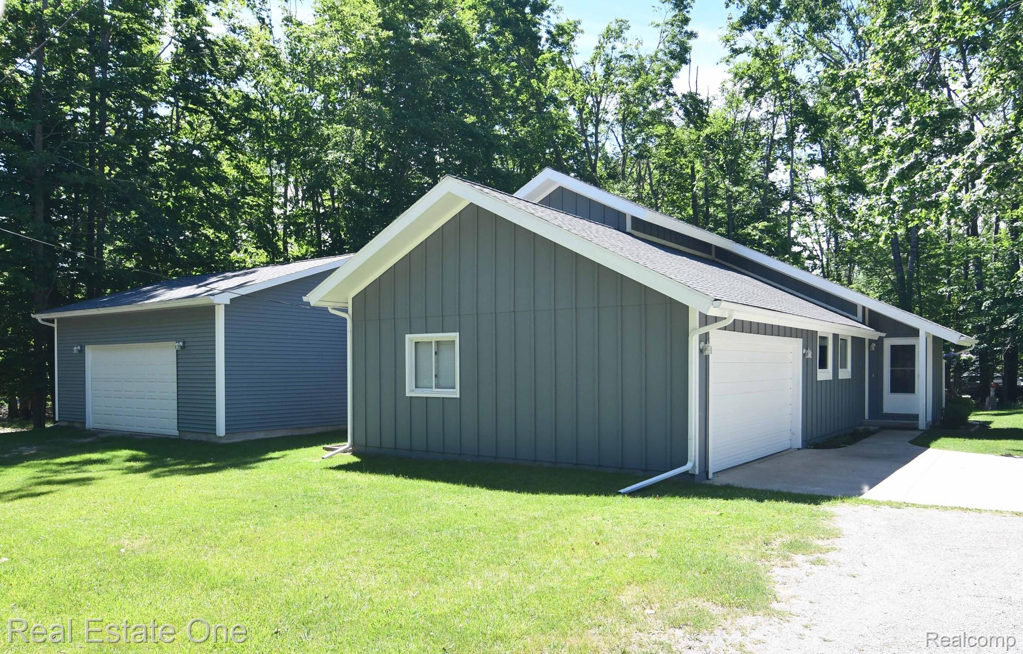 Welcome to 4092 N. Pheasant Road
