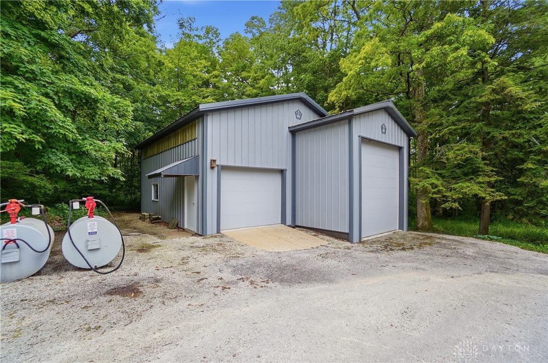 5392 Enon-Xenia Road Fairborn, OH 45324 - Photo 31 of 49