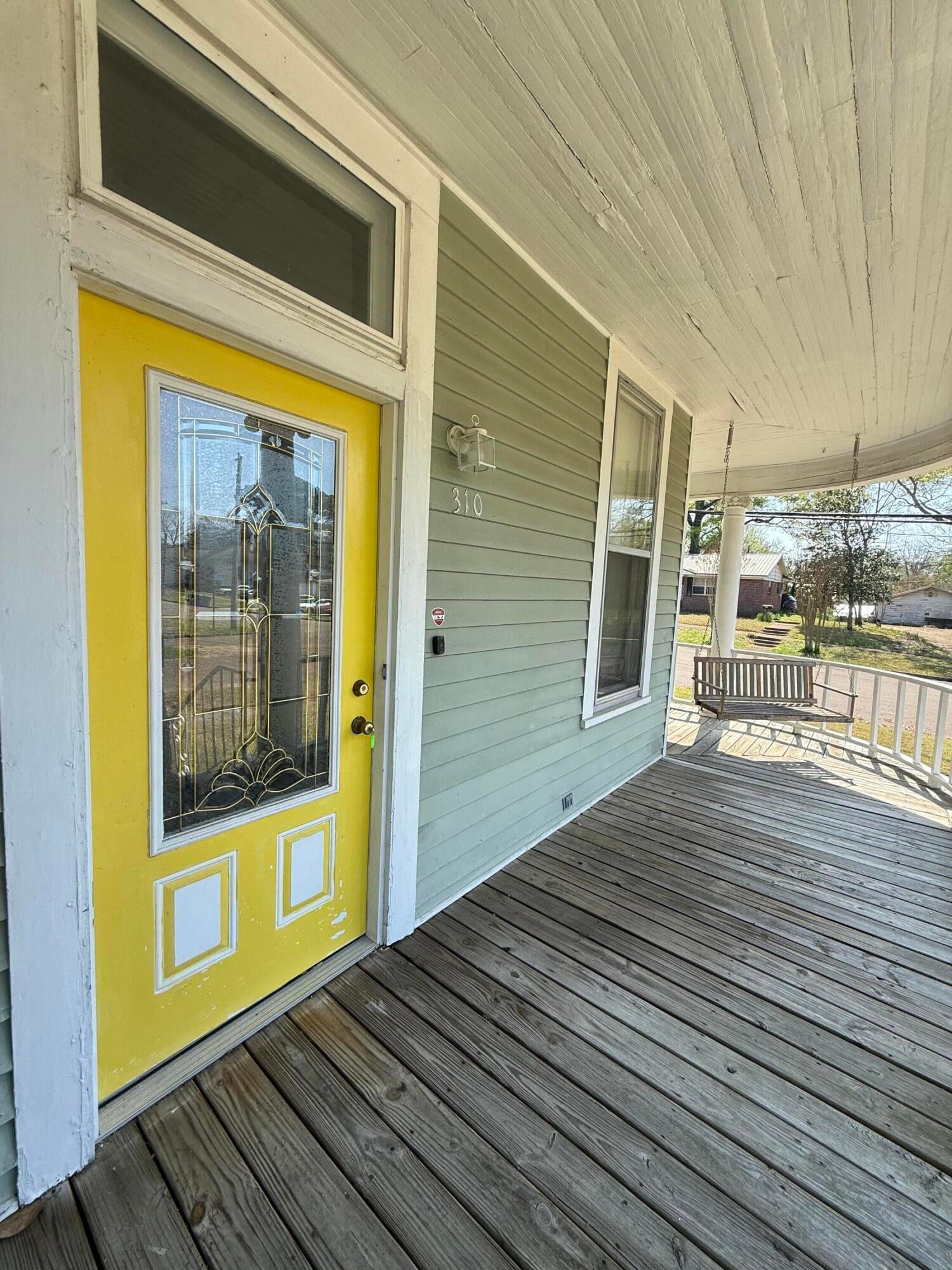 310 South Maple Street Aberdeen, MS 39730 - Photo 3 of 26 Gallery Image 3