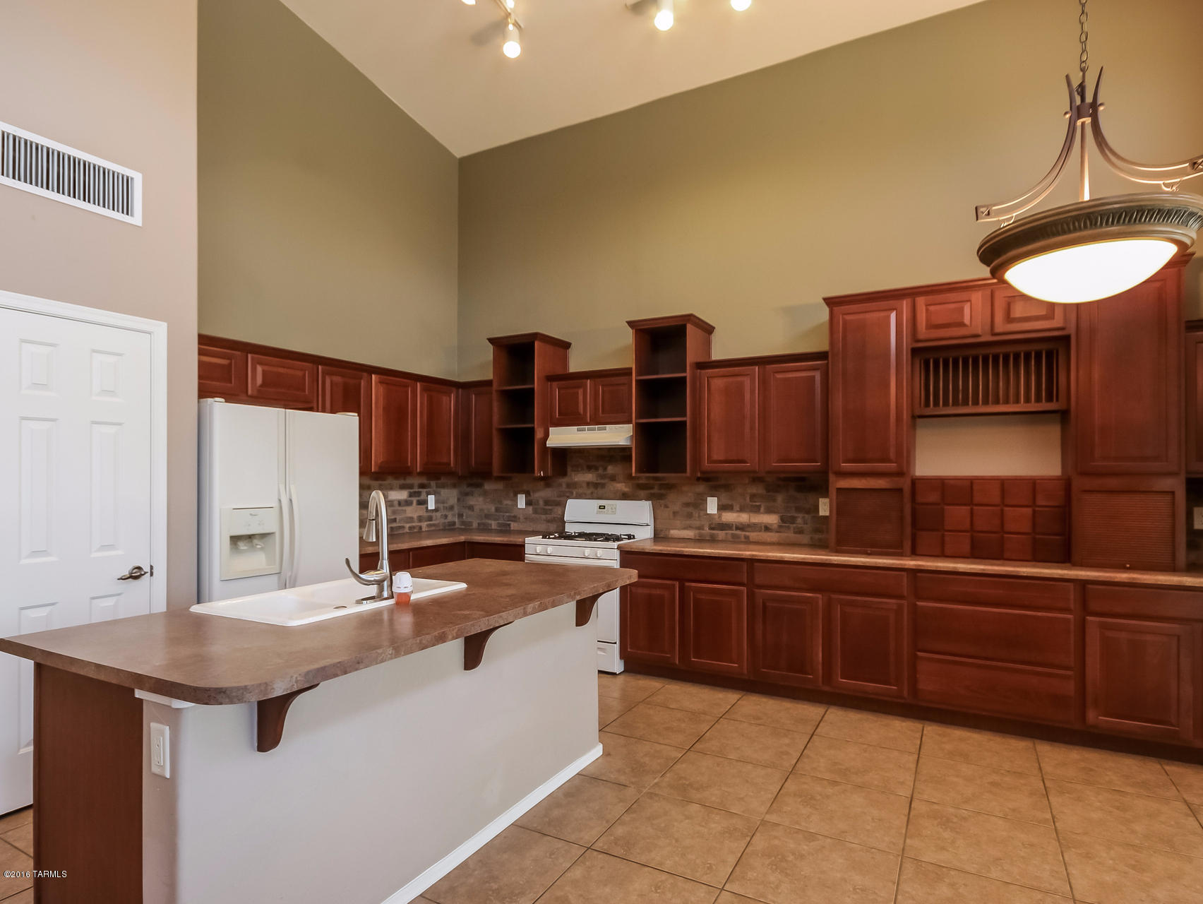 8416 North Sand Flower Road Tucson, AZ 85743 - Photo 6 of 17