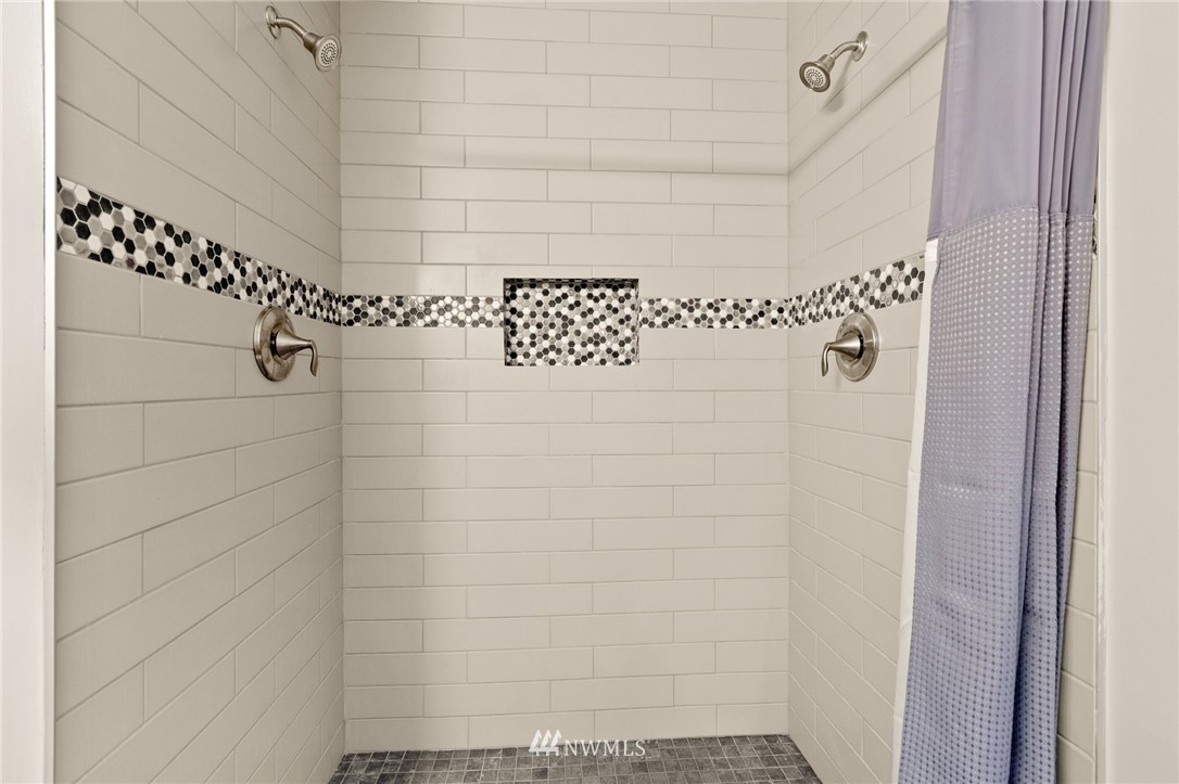18645 Renton-Maple Valley Road Maple Valley, WA 98038 - Photo 16 of 30 a bathroom with a shower