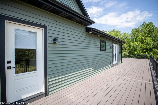 $1,185,000 | 17090 Kenowa Avenue, Kent City, MI 49330