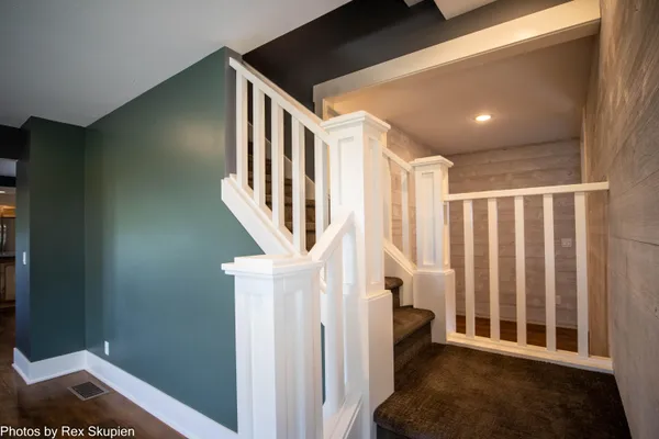 $1,185,000 | 17090 Kenowa Avenue, Kent City, MI 49330