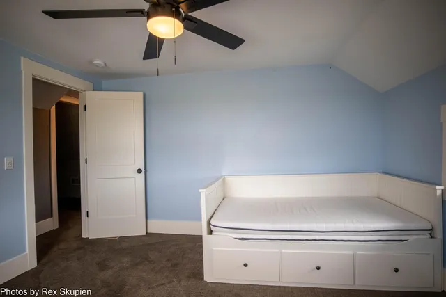 $1,185,000 | 17090 Kenowa Avenue, Kent City, MI 49330