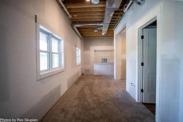 $1,185,000 | 17090 Kenowa Avenue, Kent City, MI 49330