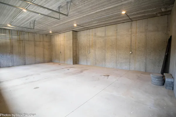 $1,185,000 | 17090 Kenowa Avenue, Kent City, MI 49330