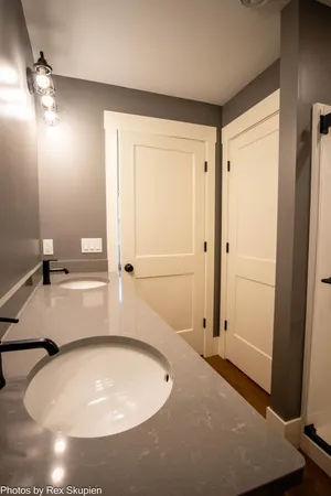 $1,185,000 | 17090 Kenowa Avenue, Kent City, MI 49330
