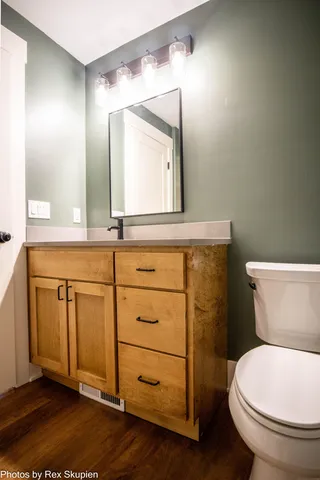 $1,185,000 | 17090 Kenowa Avenue, Kent City, MI 49330