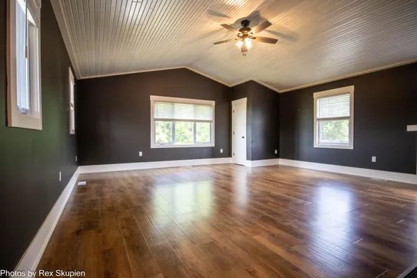 $1,185,000 | 17090 Kenowa Avenue, Kent City, MI 49330