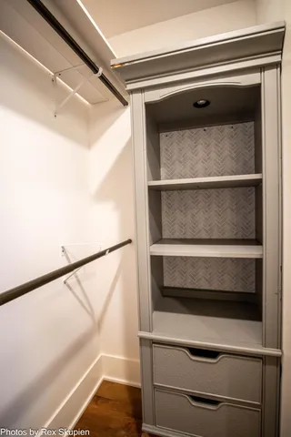 $1,185,000 | 17090 Kenowa Avenue, Kent City, MI 49330