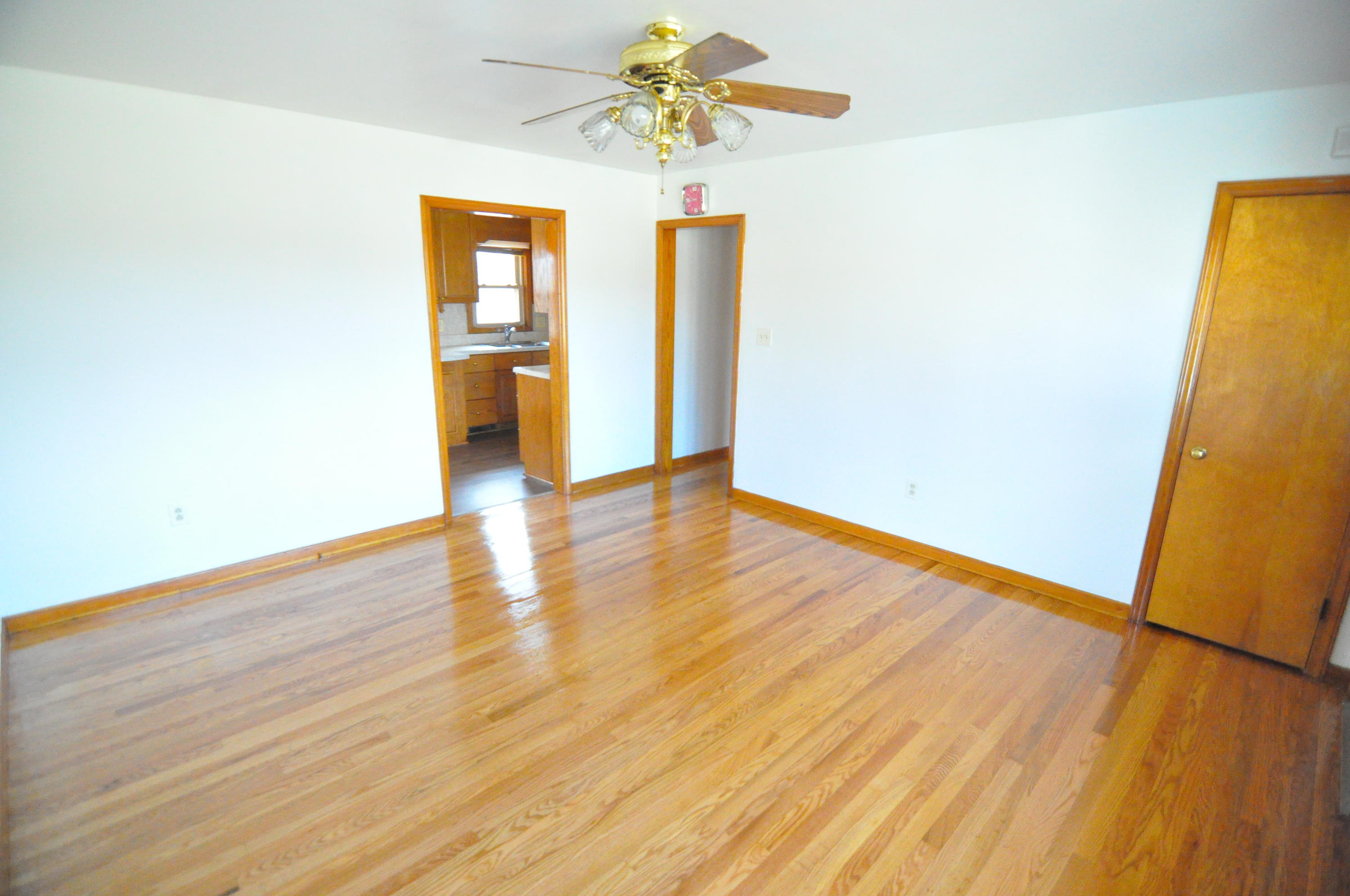 2513 Cannaday Road Northeast Roanoke, VA 24012 - Photo 3 of 27 Living Room to Kitchen