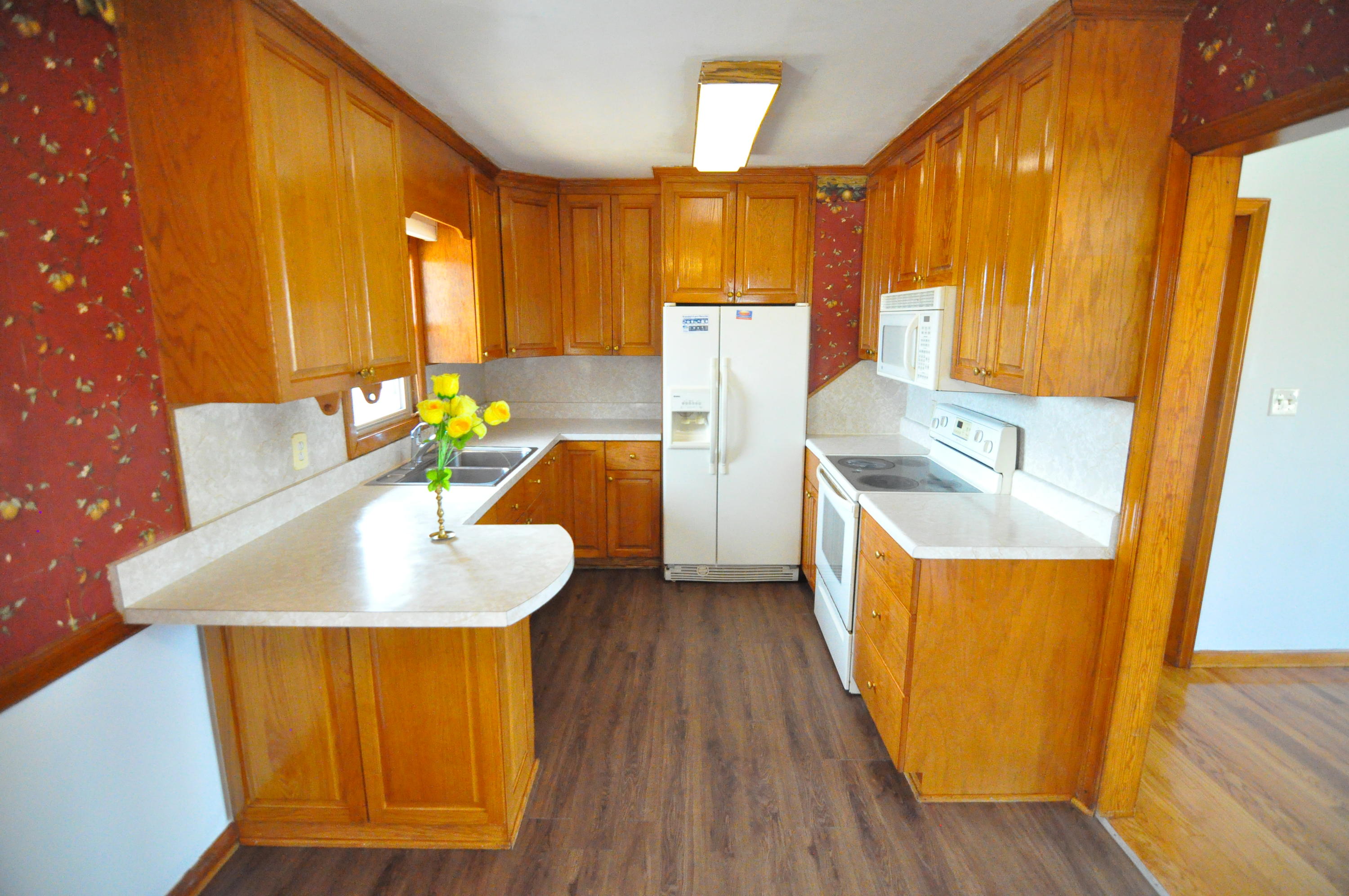 2513 Cannaday Road Northeast Roanoke, VA 24012 - Photo 5 of 27 Eat-in-Kitchen