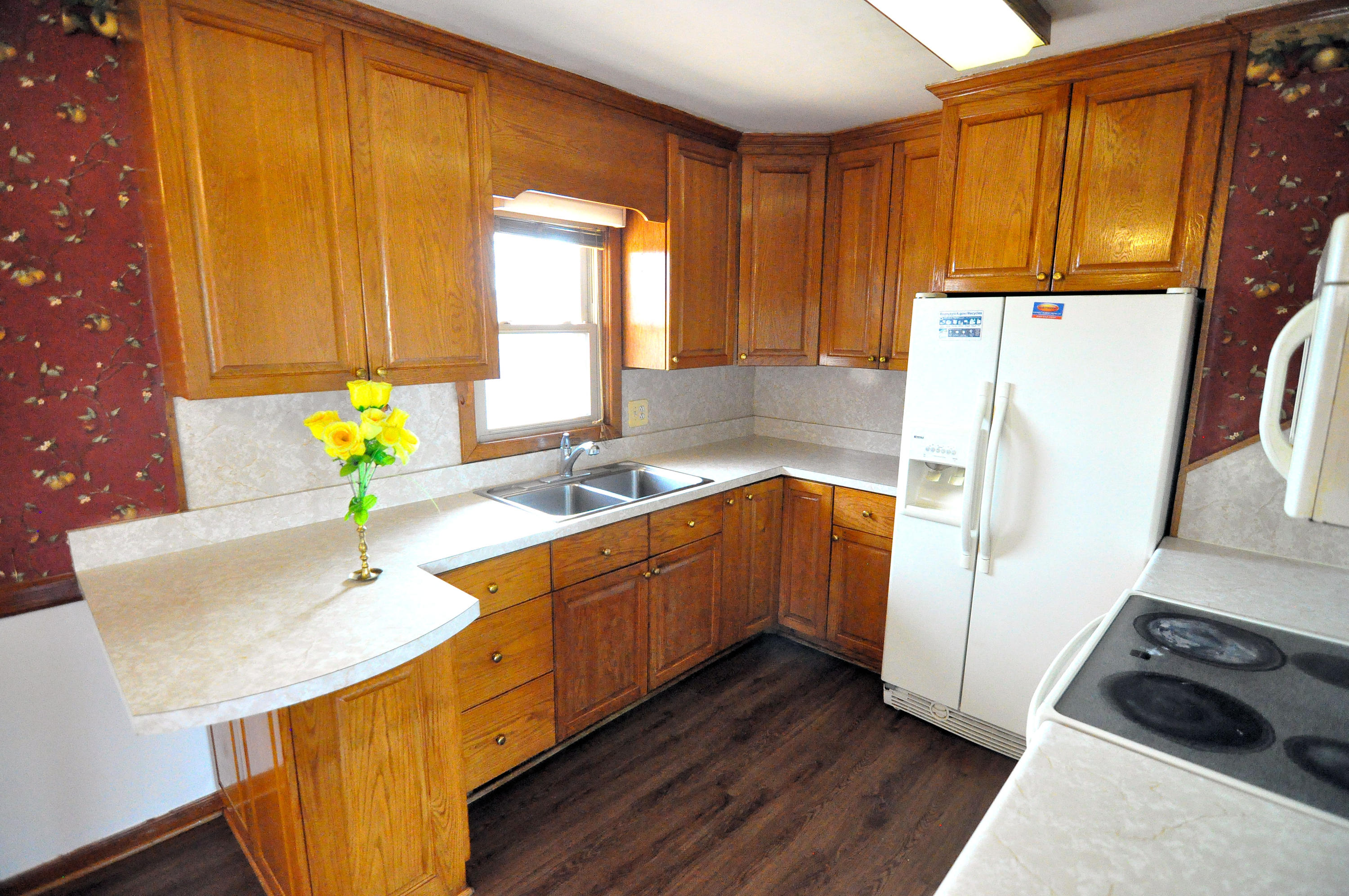 2513 Cannaday Road Northeast Roanoke, VA 24012 - Photo 7 of 27 Eat-in-Kitchen