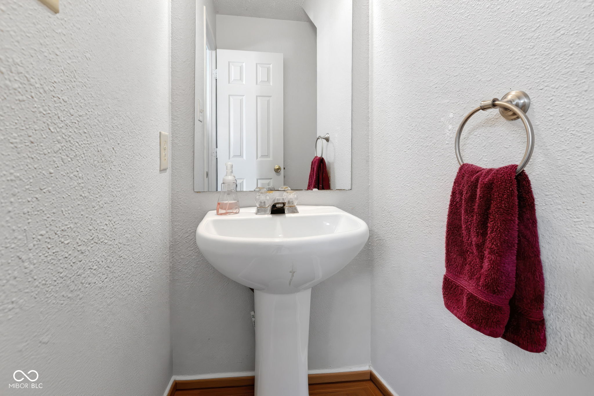 8334 Spring Wind Drive Indianapolis, IN 46239 - Photo 15 of 40